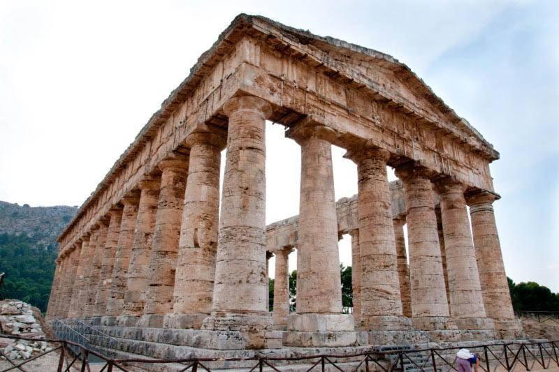 شقة La Domus Di Segesta كالاتافيمي المظهر الخارجي الصورة